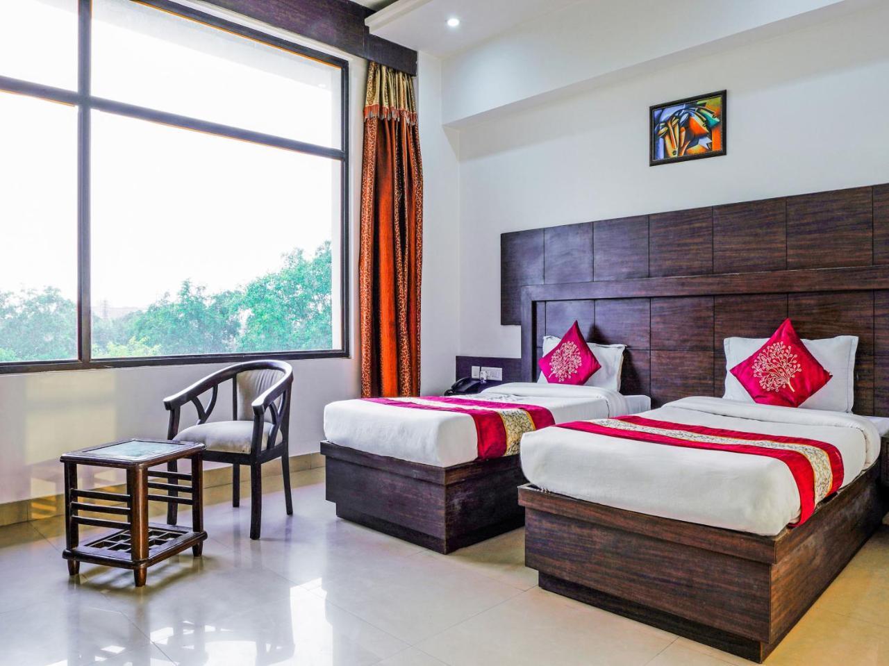 Madhu Resort Agra  Exteriér fotografie